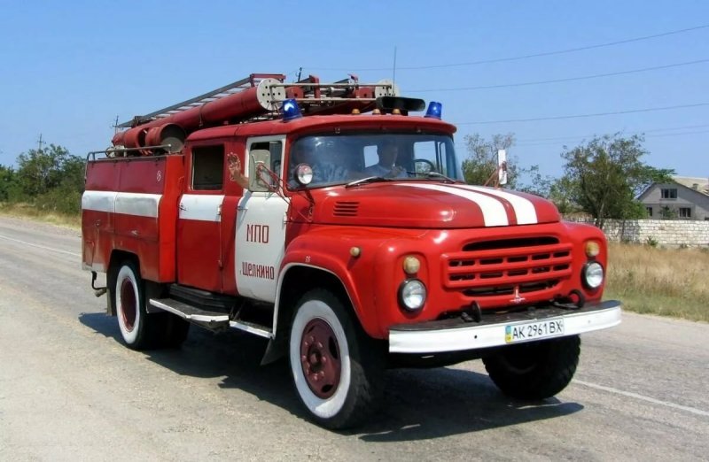 Пожарная автоцистерна ЗИЛ АЦ 40-130