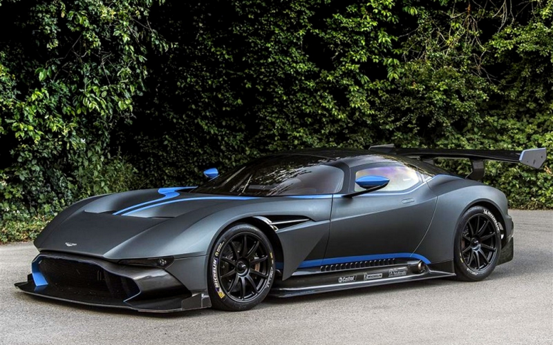 2016 Aston Martin Vulcan