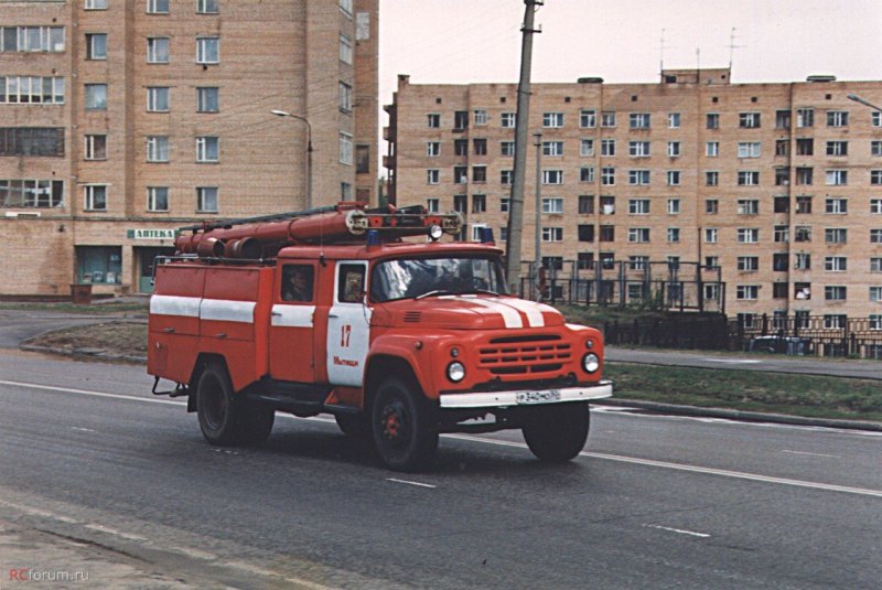 АЦ 40 ЗИЛ 130 СССР