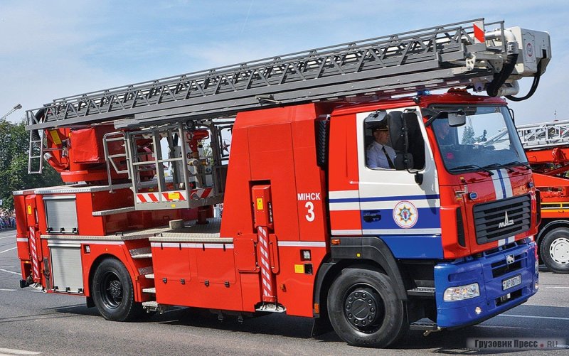 МАЗ-520 пожарный