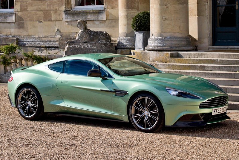 Aston Martin Vanquish 2014