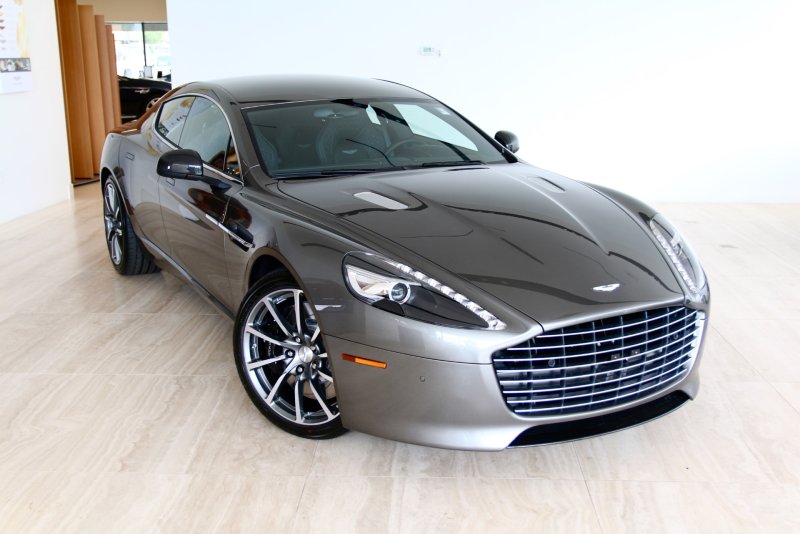 Aston Martin rapide 2017