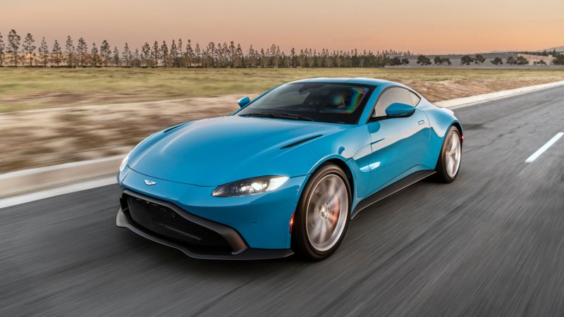 Aston Martin Vantage 2022