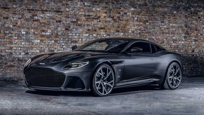 Астон Мартин DBS Superleggera 2021