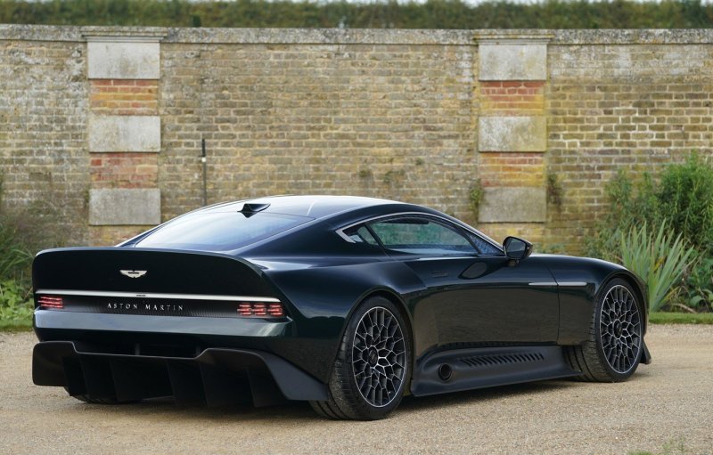 Aston Martin 2020