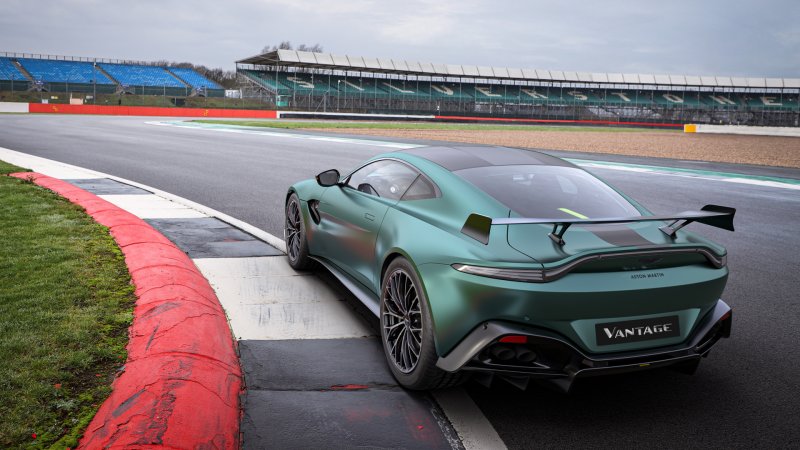Aston Martin Vantage f1 2021