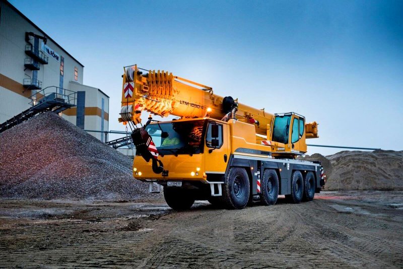 Liebherr LTM 1090-4.2