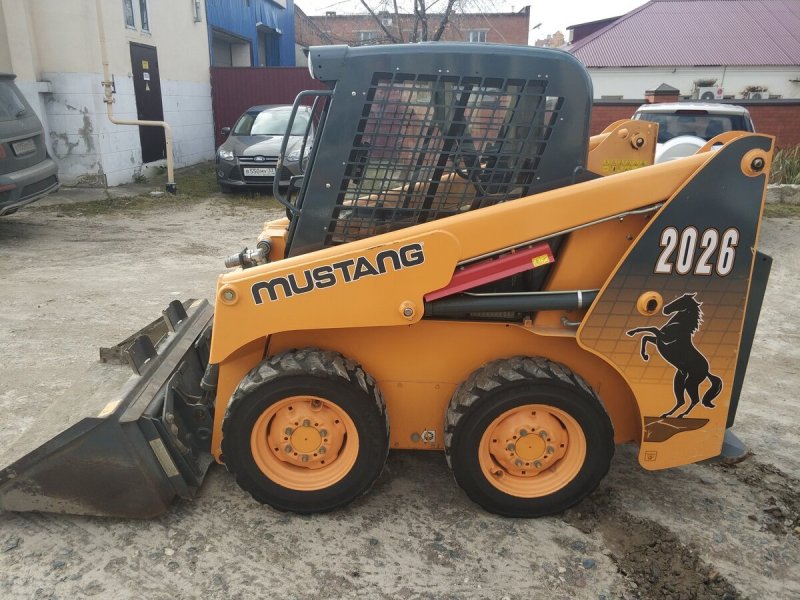 Мини погрузчик Mustang