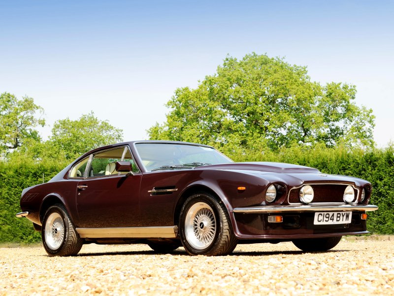 Aston Martin Vantage 1977