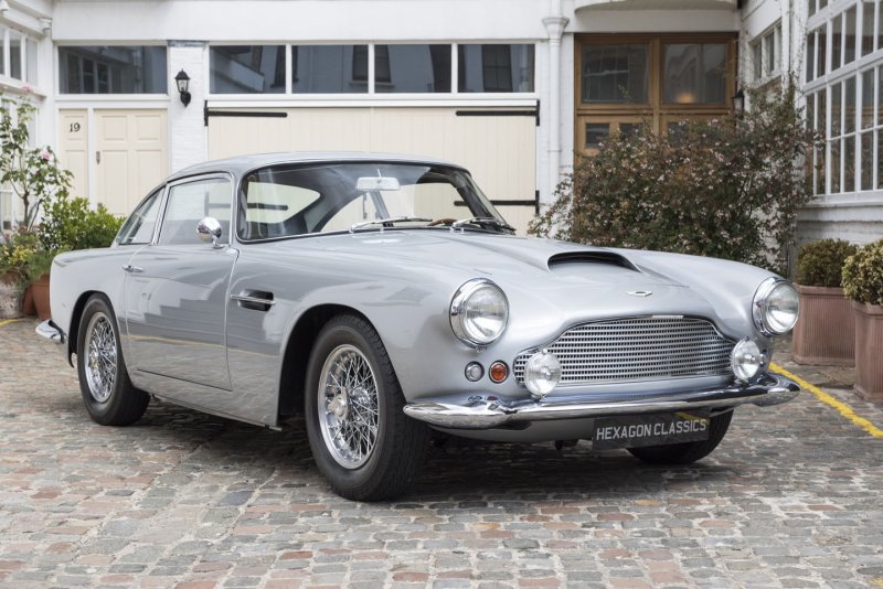 Aston Martin db4