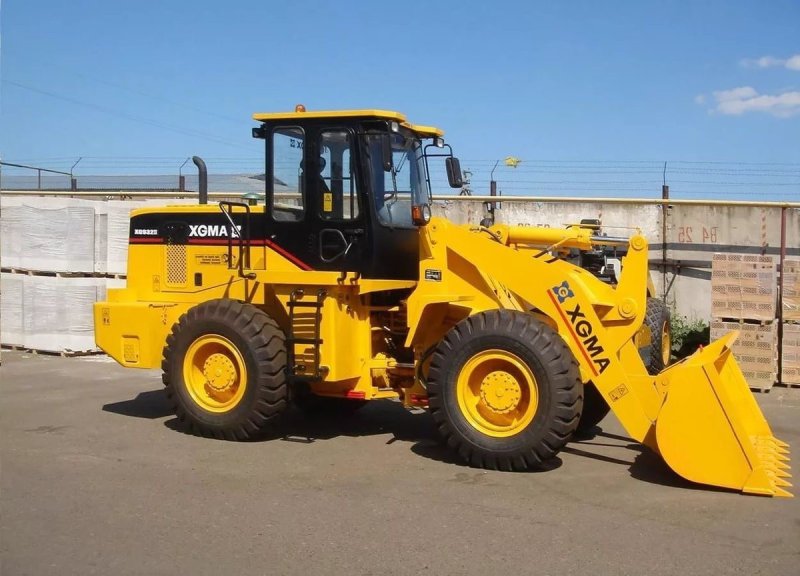 Фронтальный погрузчик XGMA xg932ii