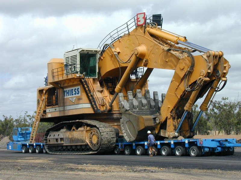 Liebherr 996