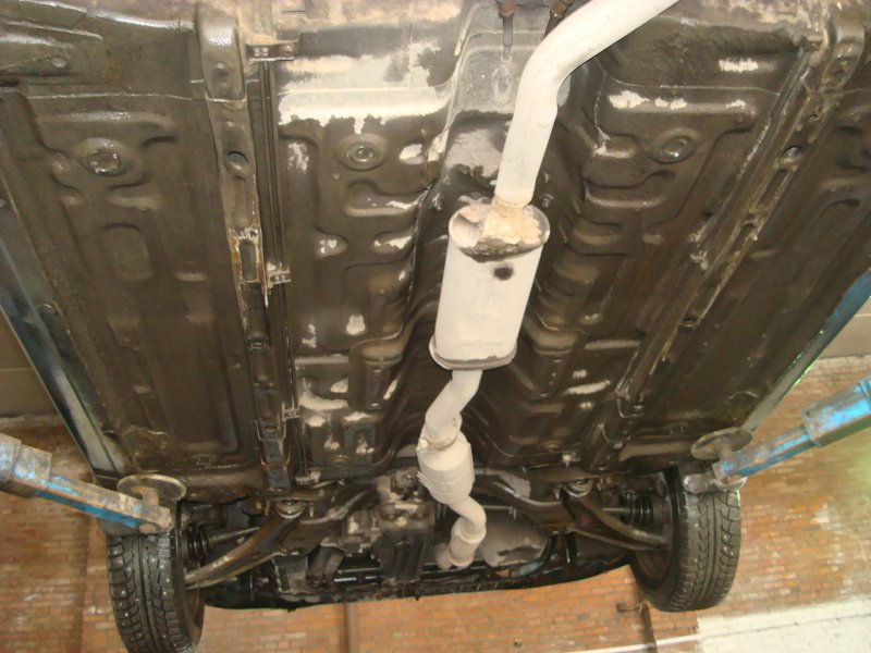Hyundai Santa Fe 2005 днище