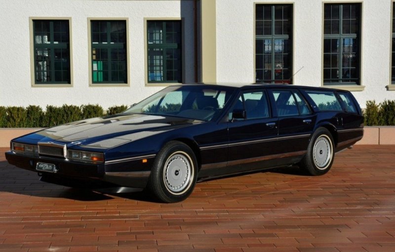 Aston Martin Lagonda 1976