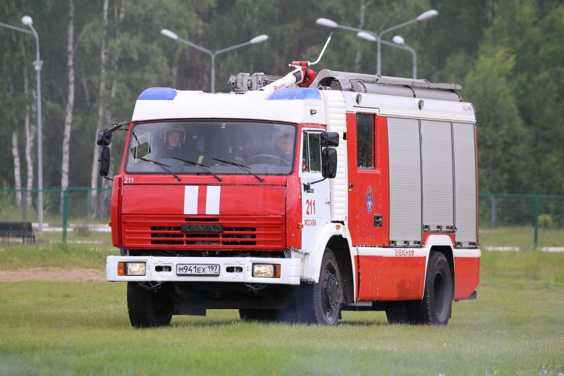 Водитель пожарного автомобиля