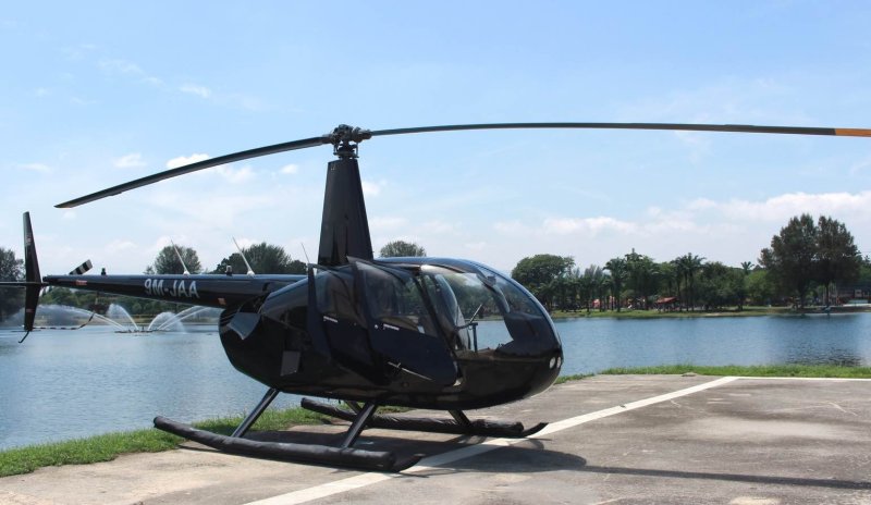 Robinson r44 черный