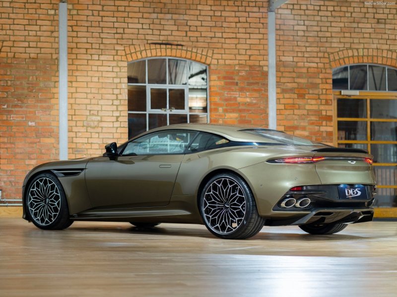 Астон Мартин DBS Superleggera