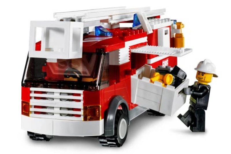 Лего пожарная машина 7239