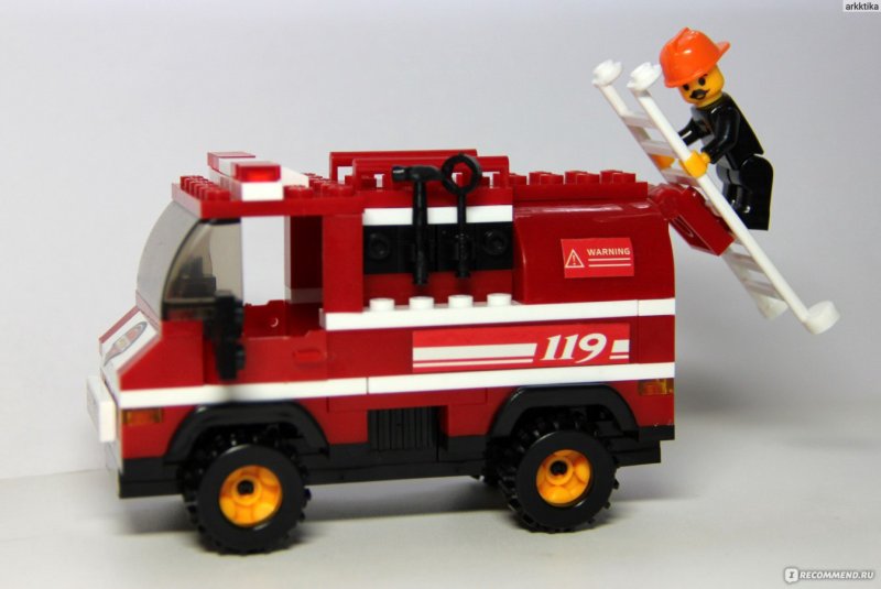 Конструктор Sluban пожарные спасатели m38-b0276