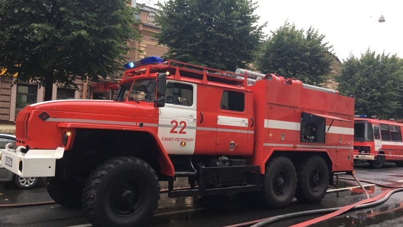 Пожарные машины Санкт-Петербурга