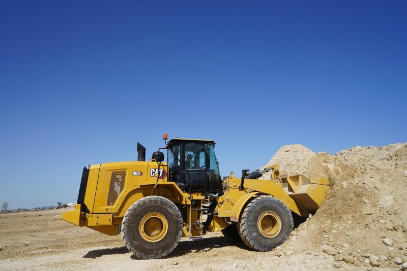 Погрузчик Caterpillar 966gc