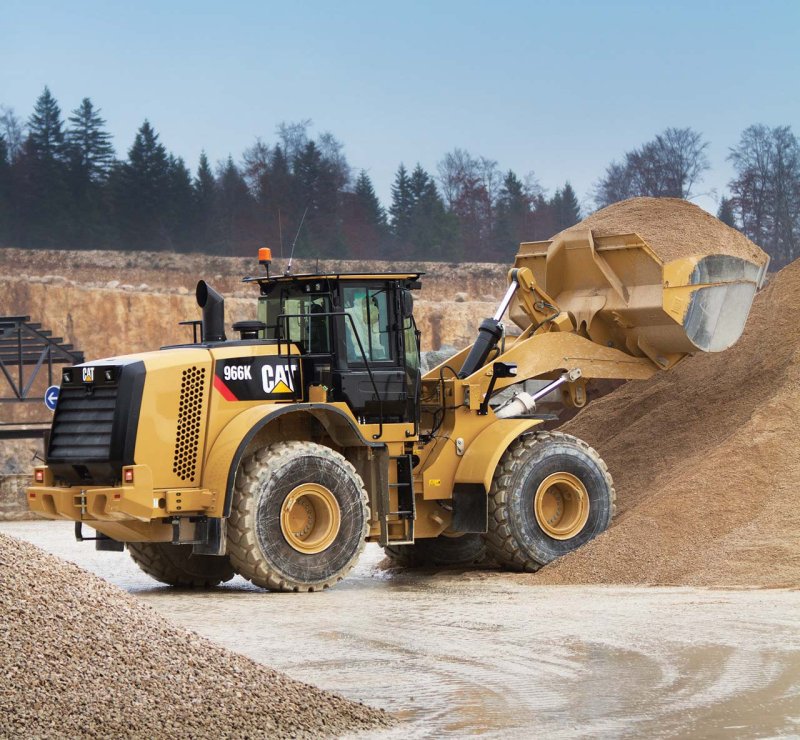 Погрузчик Caterpillar 966