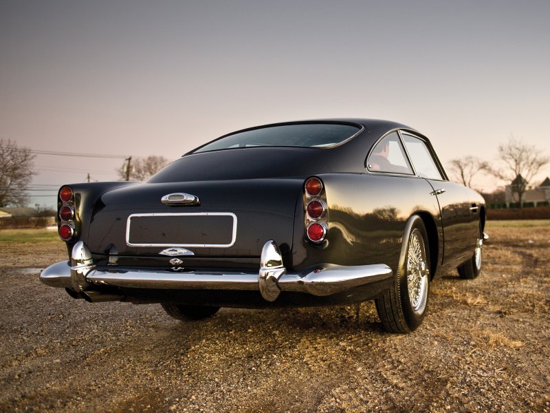 Aston Martin db2 сзади