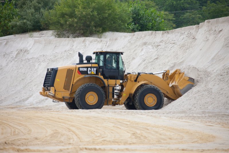 Фронтальный погрузчик Caterpillar 980l