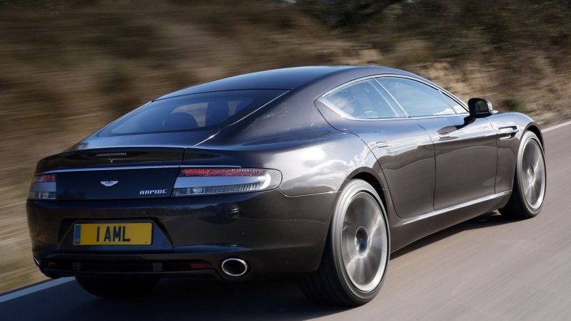 Aston Martin rapide 2010