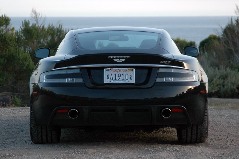Aston Martin DBS 2010