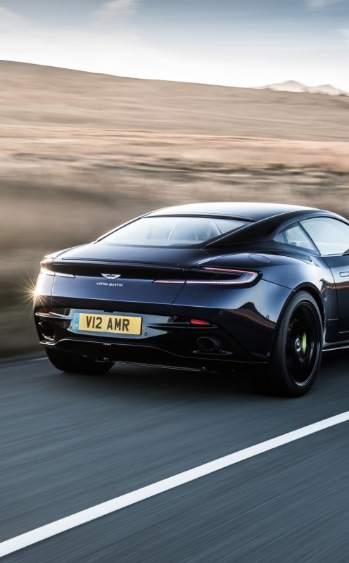 Aston Martin db11 2018