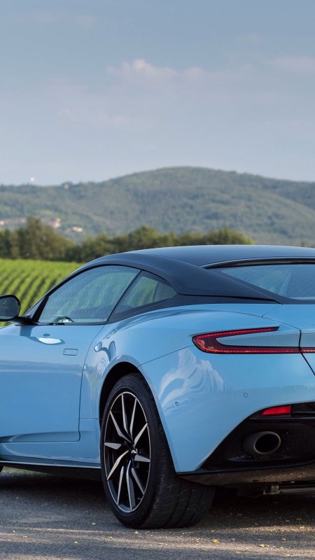 Aston Martin db11 Blue