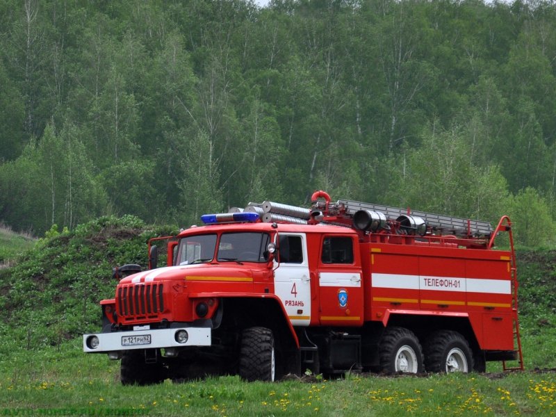Урал 4320 АЦ 5.5 пожарная