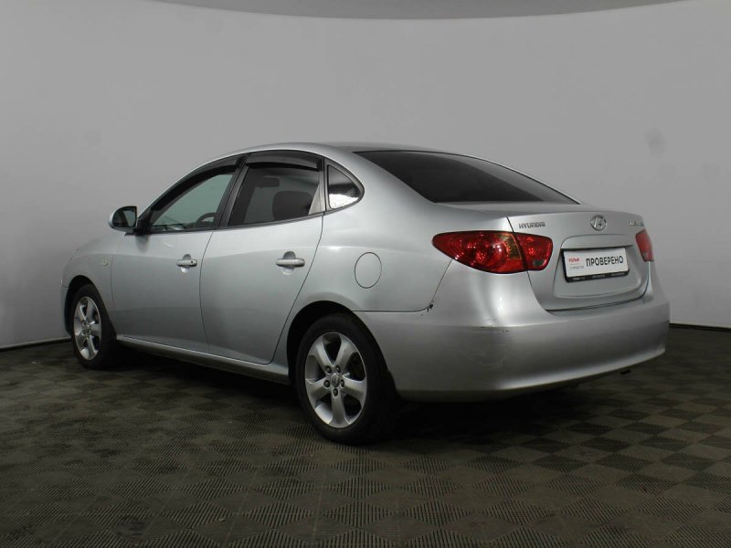 Hyundai 27 машина