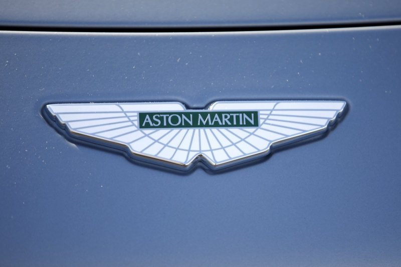 Aston Martin f1 logo