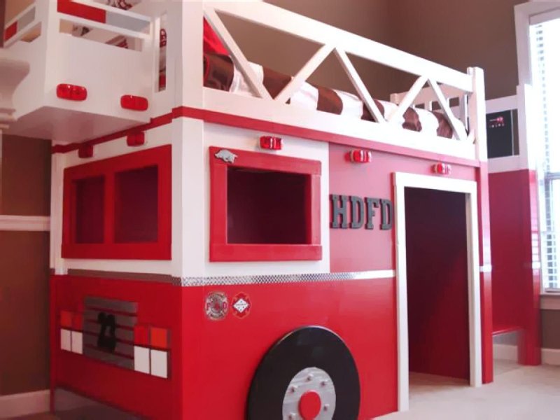 Кровать чердак пожарная машина