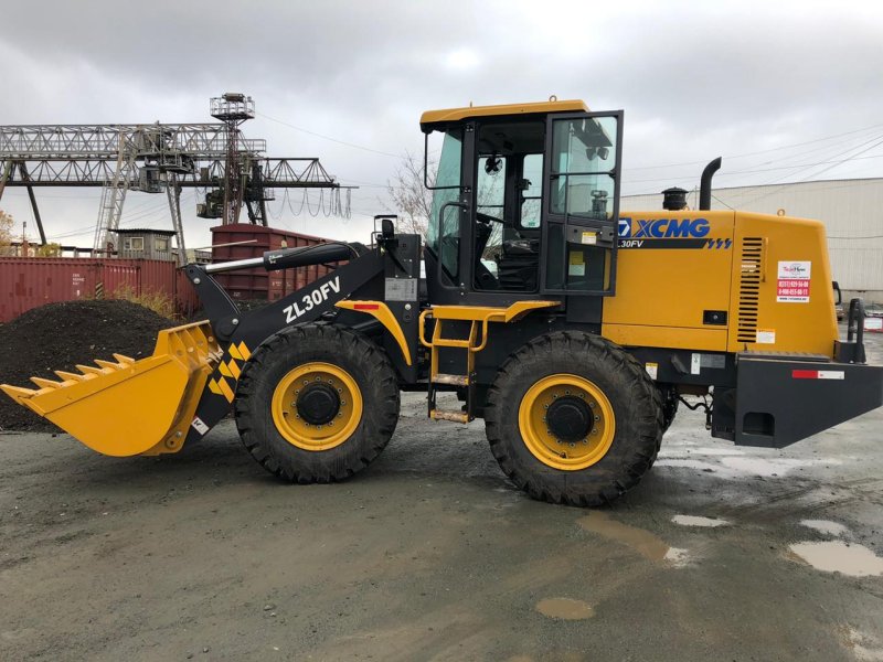Фронтальный погрузчик XCMG zl50fv
