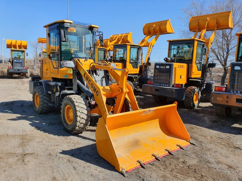 Фронтальный погрузчик Lugong zl18f