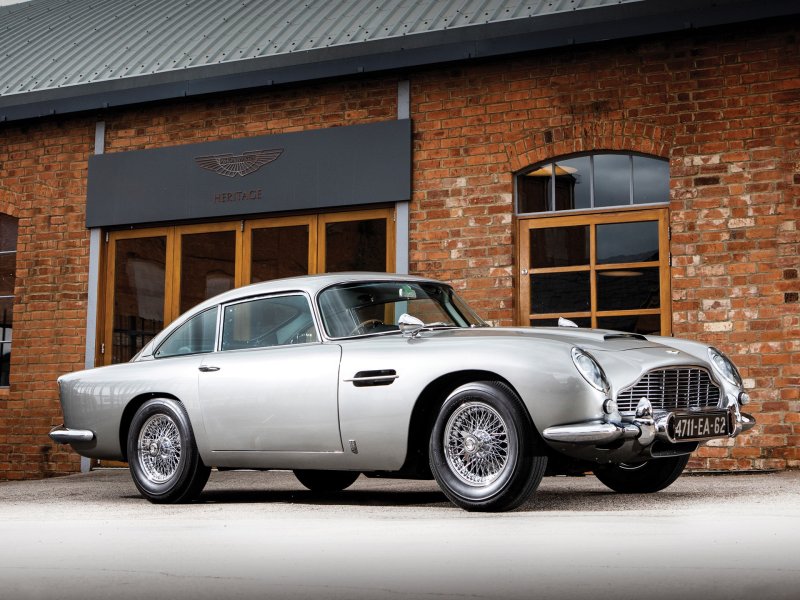 Aston Martin db5 007