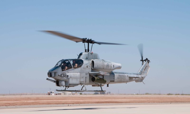 Вертолет Ah-1w "супер Кобра"