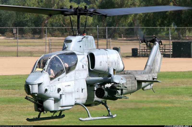 Вертолет Ah-1 Cobra