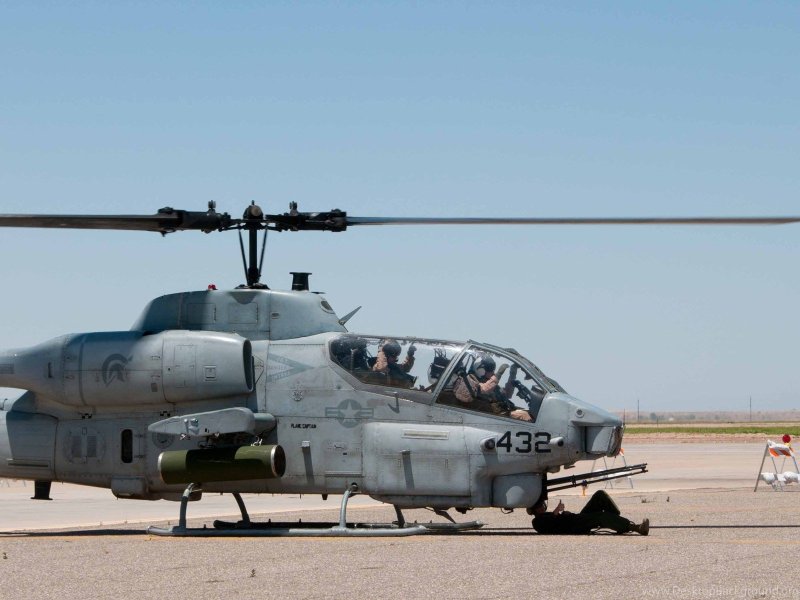 Вертолет Ah-1w "супер Кобра"