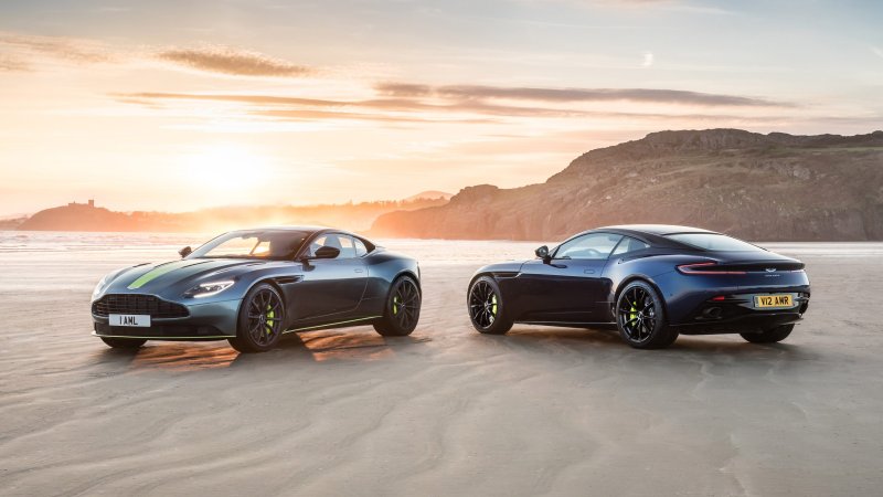 Астон Мартин db11 Amr
