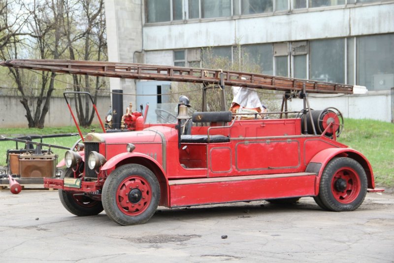 Старинные пожарные машины