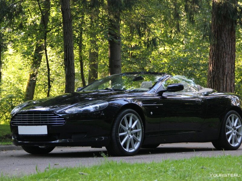 Aston Martin db9 черный