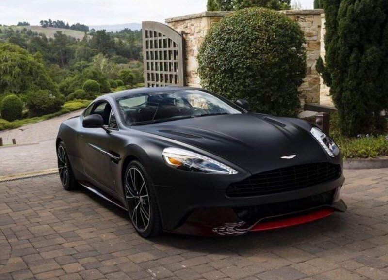 Aston Martin Vanquish