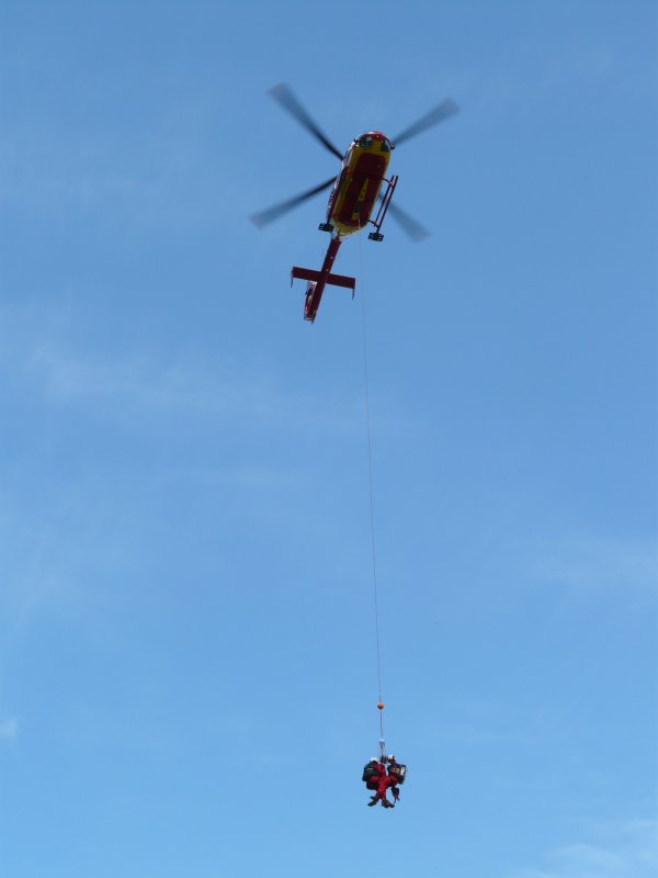 Вертолет "Air Rescue", красный 3+