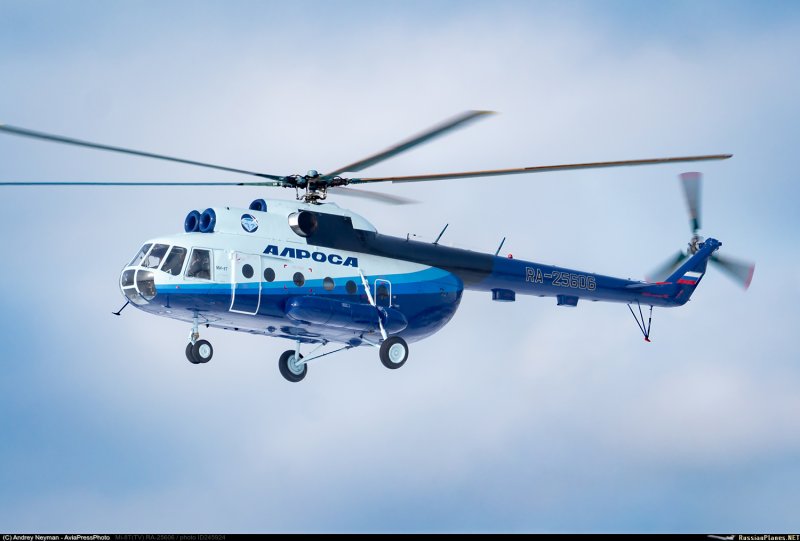 Вертолет АЛРОСА ми-8