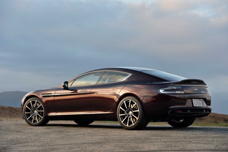 Aston Martin rapide 2013