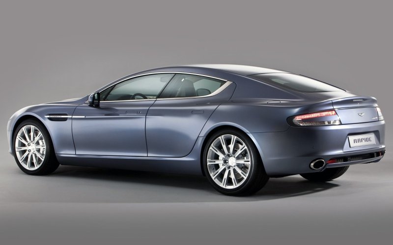 Aston Martin rapide 2010